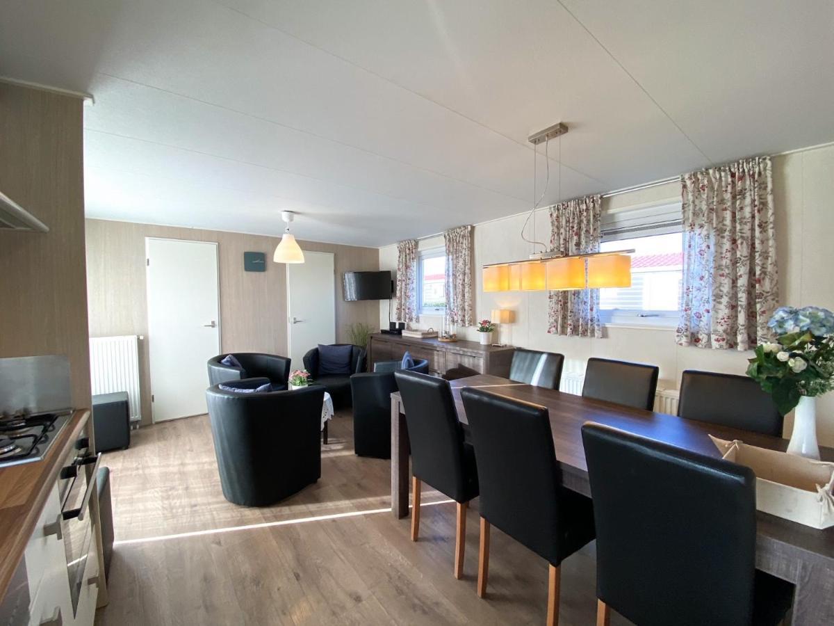 Kindvriendelijk Chalet Voor 6 Personen Se05 Serooskerke  Kültér fotó